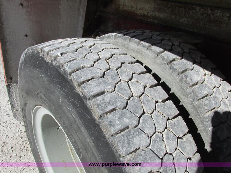 image for item I8839 1991 GM Kodiak propane delivery truck