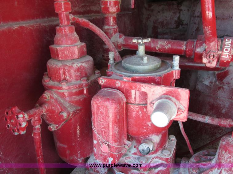 image for item I8839 1991 GM Kodiak propane delivery truck