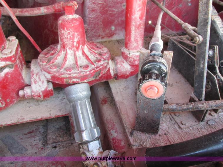 image for item I8839 1991 GM Kodiak propane delivery truck