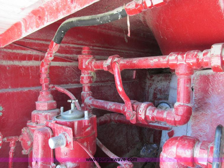 image for item I8839 1991 GM Kodiak propane delivery truck