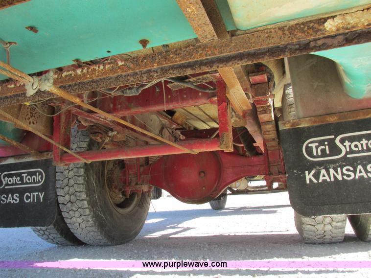 image for item I8839 1991 GM Kodiak propane delivery truck