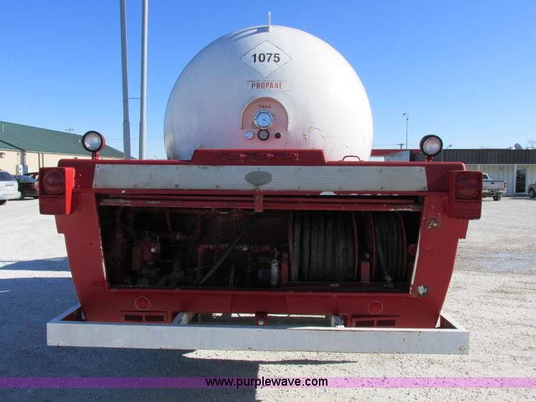 image for item I8839 1991 GM Kodiak propane delivery truck