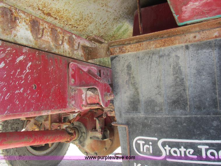 image for item I8839 1991 GM Kodiak propane delivery truck