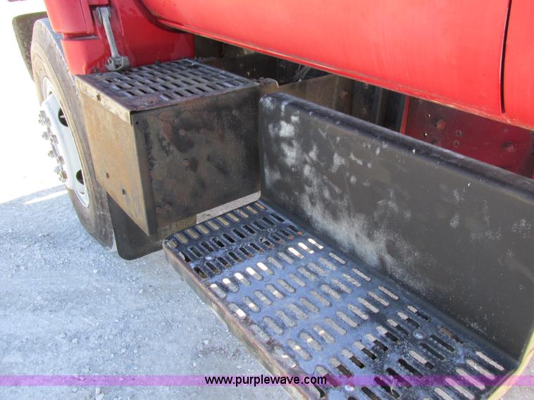 image for item I8839 1991 GM Kodiak propane delivery truck