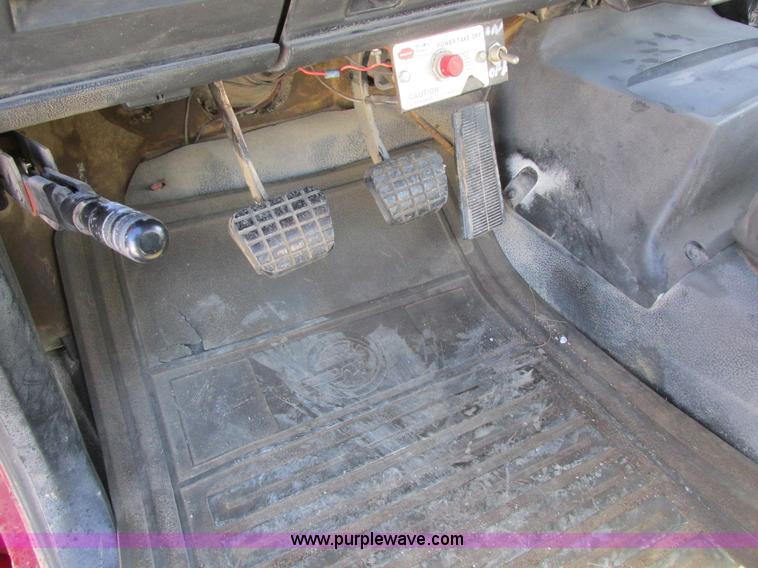 image for item I8839 1991 GM Kodiak propane delivery truck