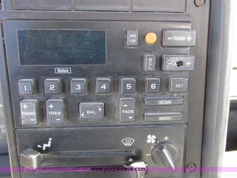 image for item I8839 1991 GM Kodiak propane delivery truck