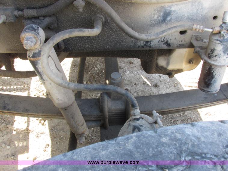 image for item I8865 1988 Freightliner FLC-64T semi truck