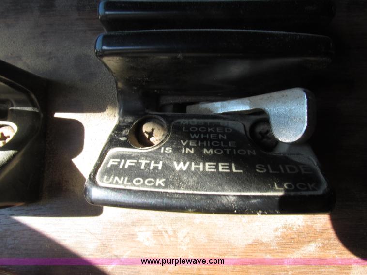 image for item I8867 1994 Freightliner FLD semi truck