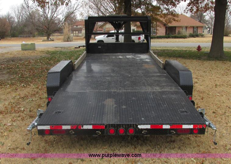 image for item J2350 2011 PJ flatbed trailer