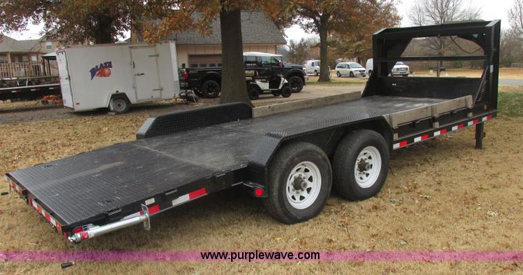 image for item J2350 2011 PJ flatbed trailer