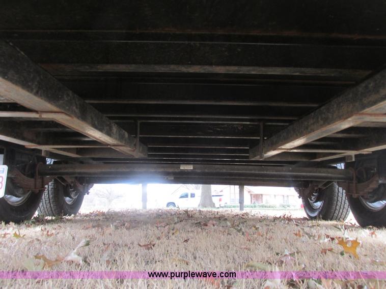 image for item J2350 2011 PJ flatbed trailer