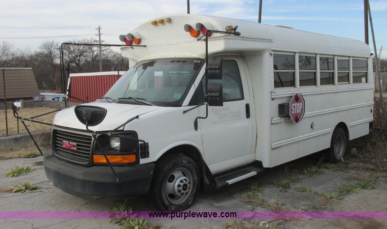 image for item J2353 2004 GMC Savana Thomas Built bus