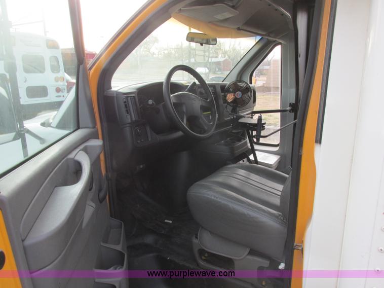 image for item J2353 2004 GMC Savana Thomas Built bus