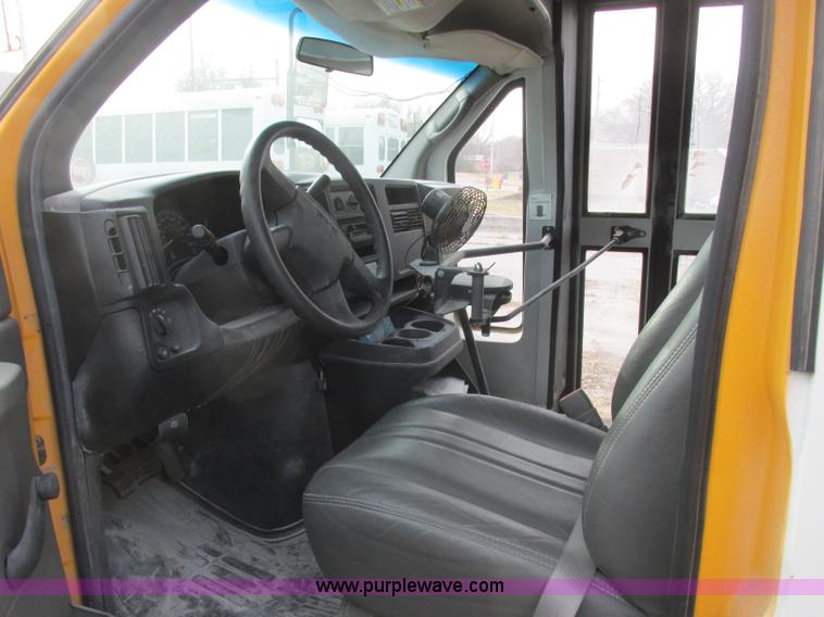 image for item J2354 2004 GMC Savana Thomas Built bus