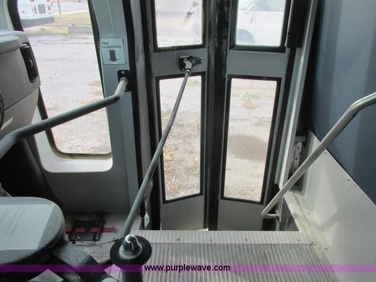 image for item J2354 2004 GMC Savana Thomas Built bus