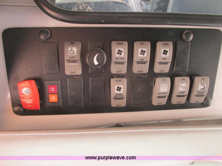 image for item J2356 2002 GMC Savana bus