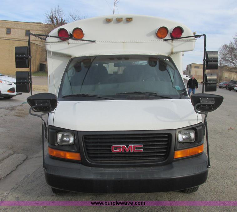 image for item J2358 2004 GMC Savana Thomas Built bus