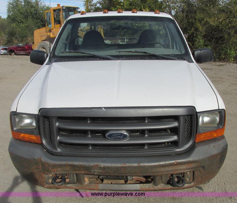 image for item J2381 2000 Ford F250 service truck