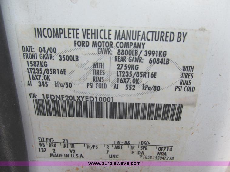 image for item J2381 2000 Ford F250 service truck