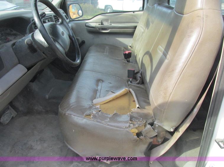 image for item J2381 2000 Ford F250 service truck