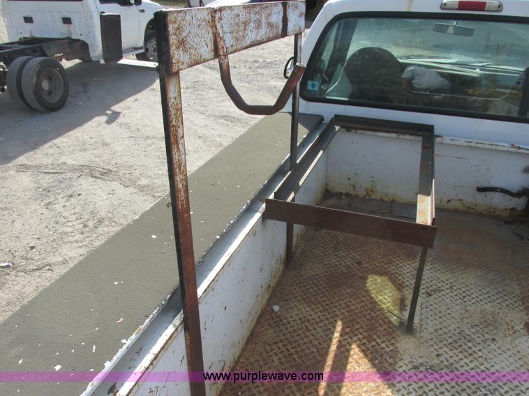 image for item J2381 2000 Ford F250 service truck