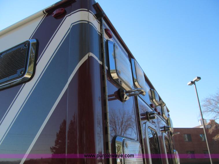 image for item J3356 2008 Ford E450 Super Duty ambulance