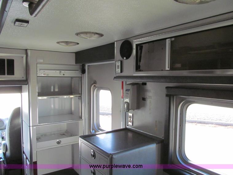 image for item J3356 2008 Ford E450 Super Duty ambulance