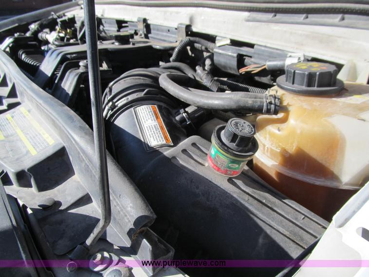 image for item J3356 2008 Ford E450 Super Duty ambulance