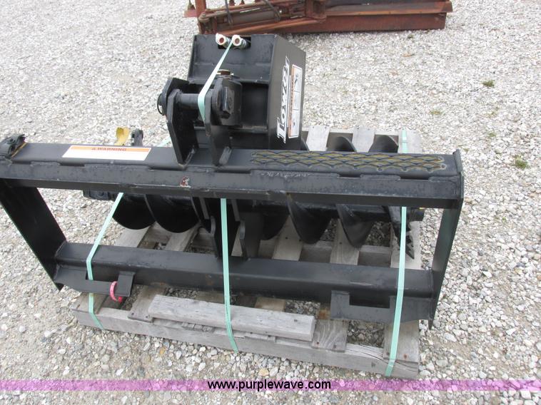 image for item Z9640 Lowe 750 CLH skid steer auger attachment