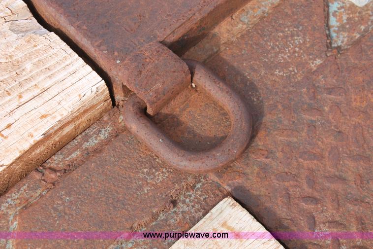 image for item AK9628 1976 Fruehauf triple axle step deck trailer