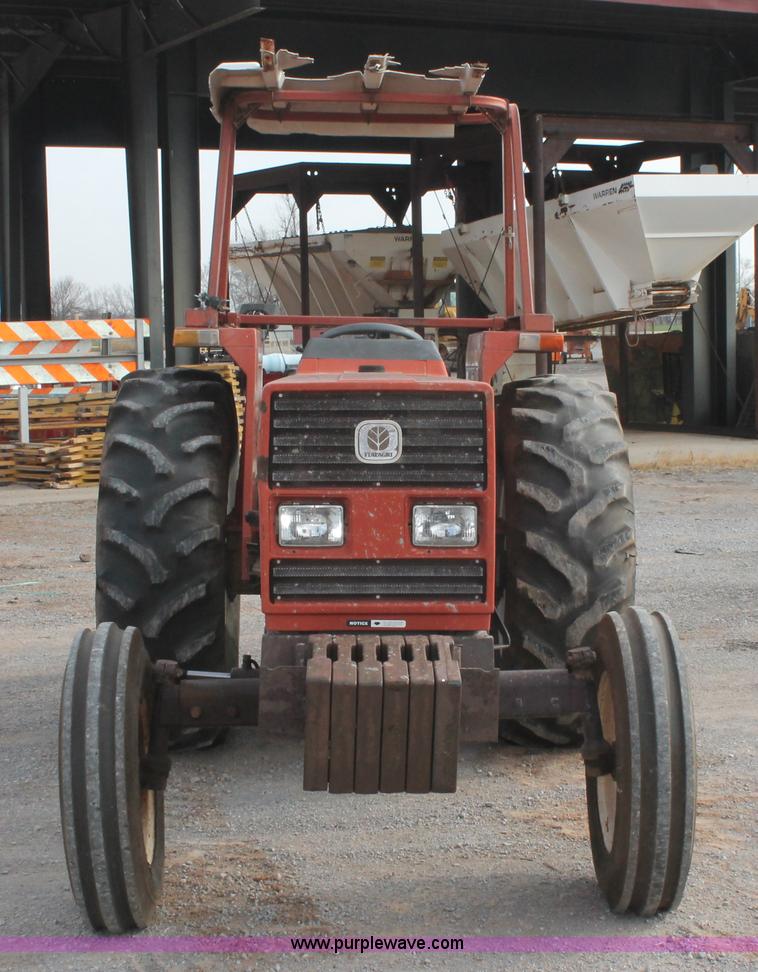 image for item AK9636 1989 Hesston 80-66 tractor