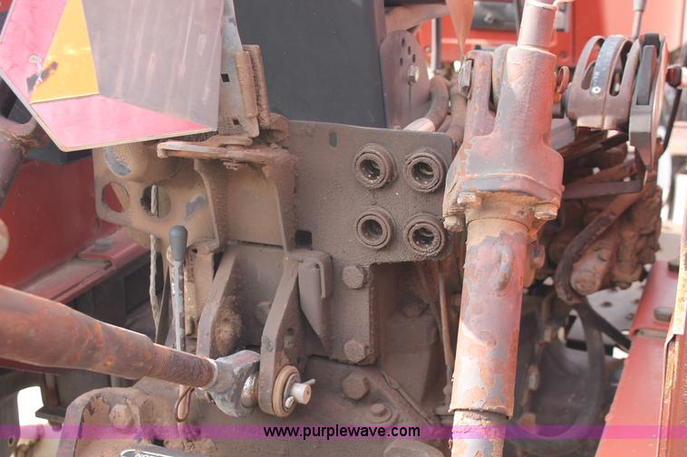 image for item AK9636 1989 Hesston 80-66 tractor