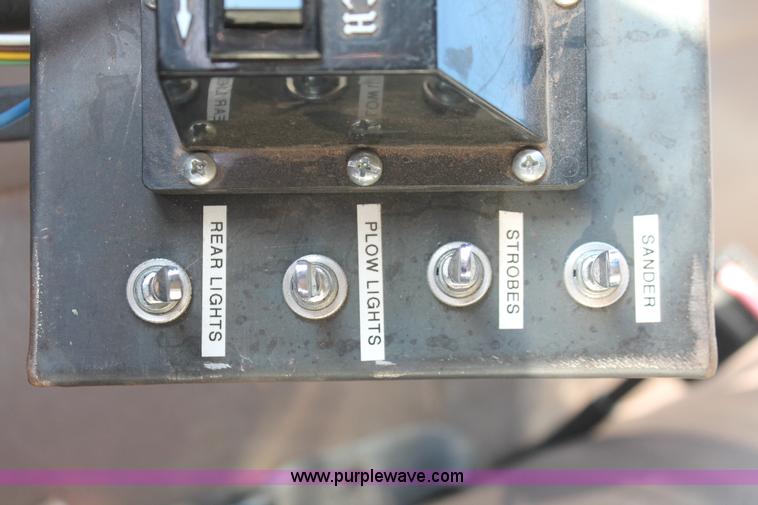 image for item AK9640 1997 International 4900 dump truck