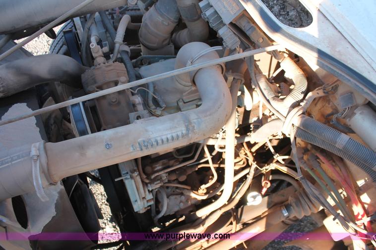 image for item AK9640 1997 International 4900 dump truck