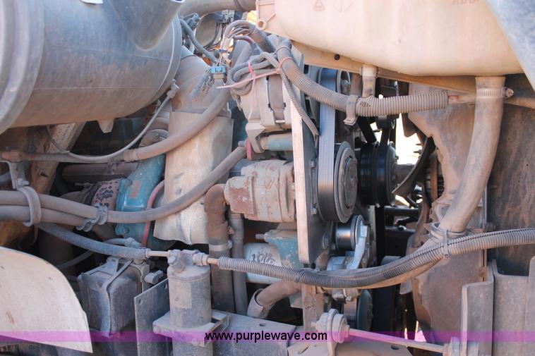 image for item AK9640 1997 International 4900 dump truck