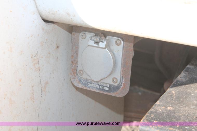 image for item AK9640 1997 International 4900 dump truck