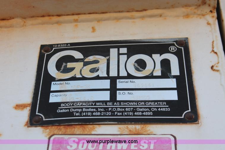 image for item AK9640 1997 International 4900 dump truck