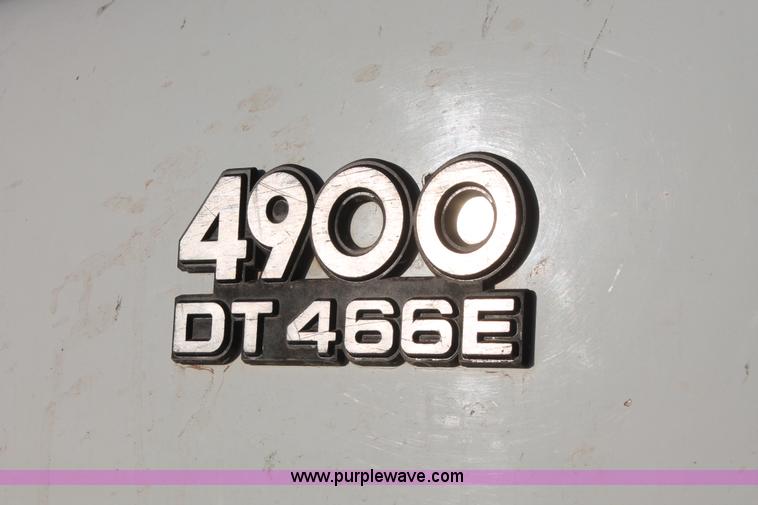 image for item AK9640 1997 International 4900 dump truck