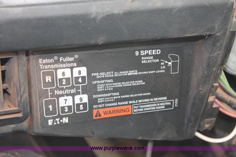 image for item AK9641 2000 International 4900 dump truck