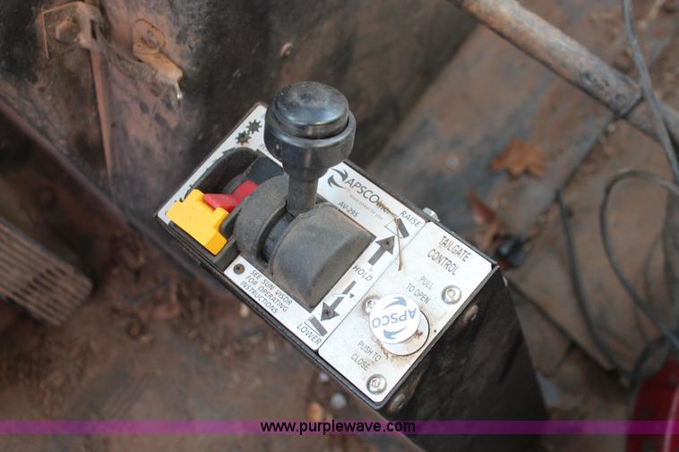 image for item AK9641 2000 International 4900 dump truck