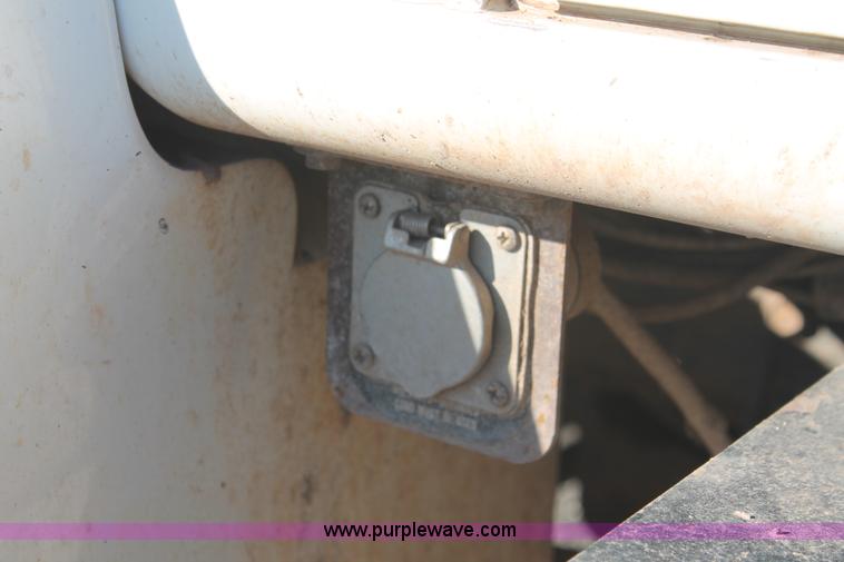 image for item AK9641 2000 International 4900 dump truck