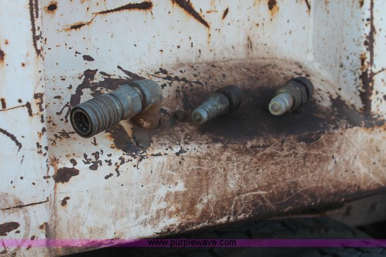 image for item AK9641 2000 International 4900 dump truck