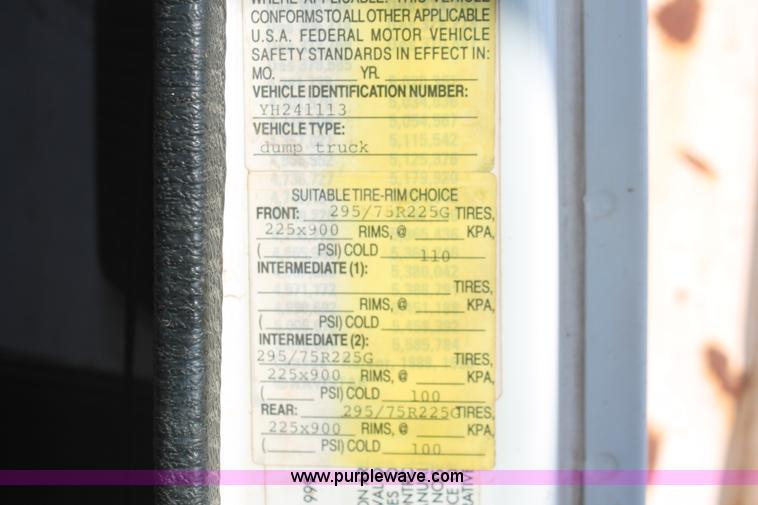 image for item AK9641 2000 International 4900 dump truck