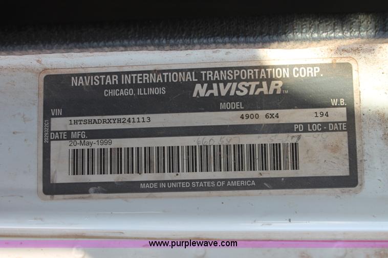 image for item AK9641 2000 International 4900 dump truck