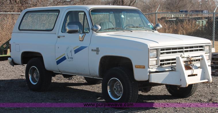 image for item AK9642 1987 Chevrolet K5 SUV