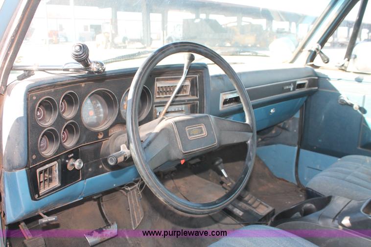 image for item AK9642 1987 Chevrolet K5 SUV