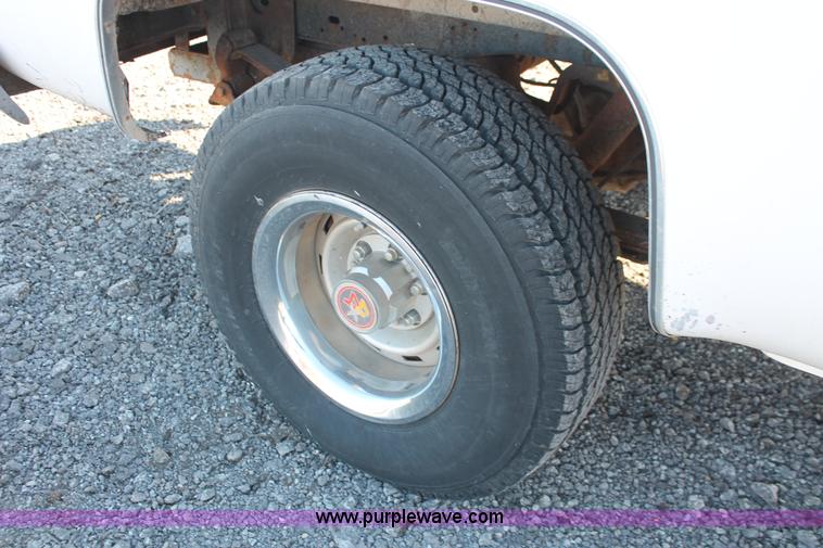 image for item AK9642 1987 Chevrolet K5 SUV