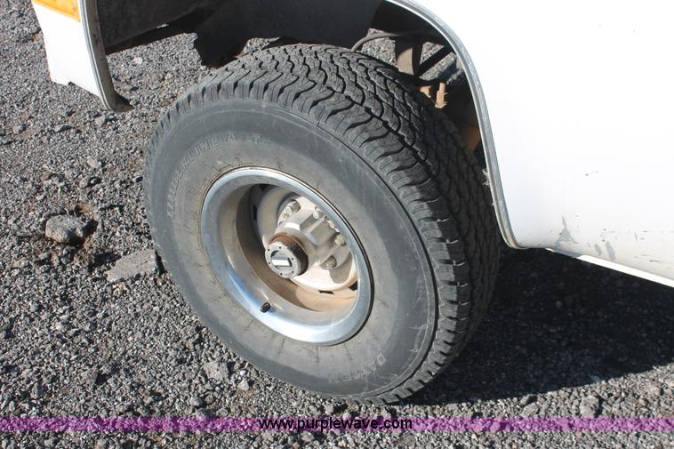 image for item AK9642 1987 Chevrolet K5 SUV