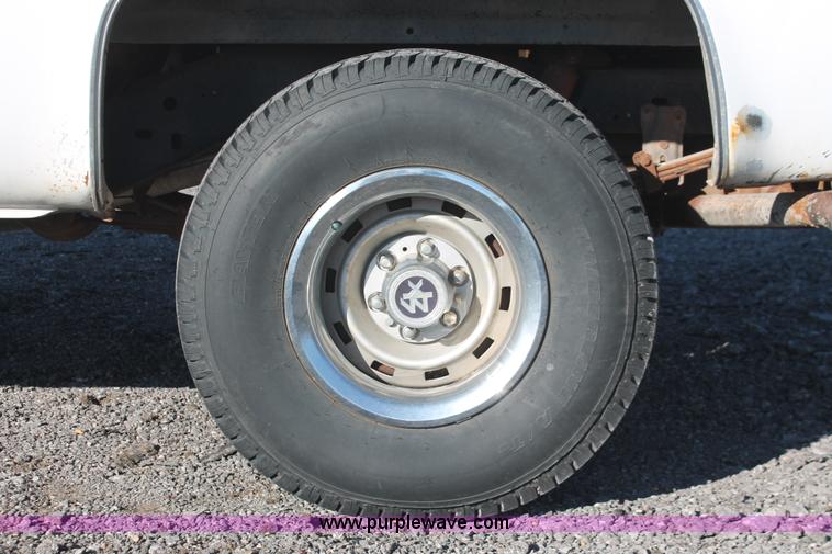 image for item AK9642 1987 Chevrolet K5 SUV