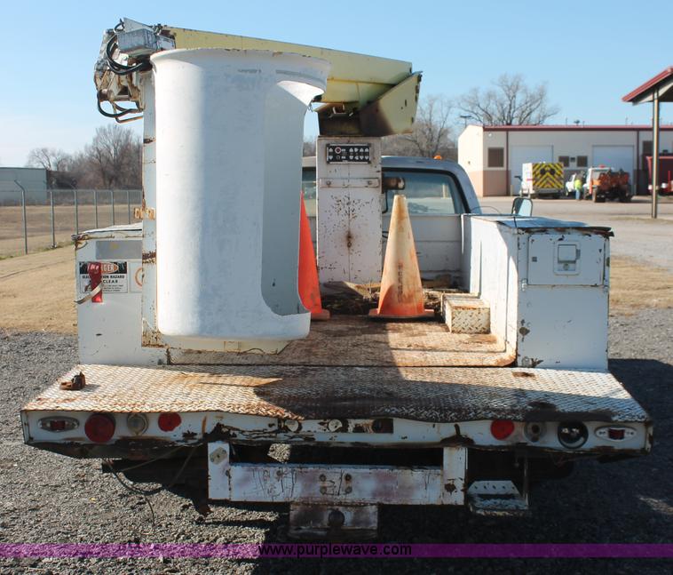 image for item AK9646 1982 Chevrolet C30 bucket truck